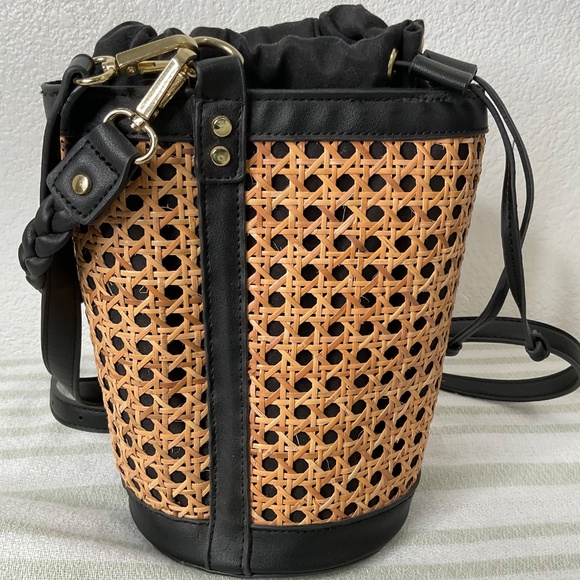 Tommy Bahama rattan bucket bag Draw String Top Bag  Vacation Bag - Picture 6 of 11